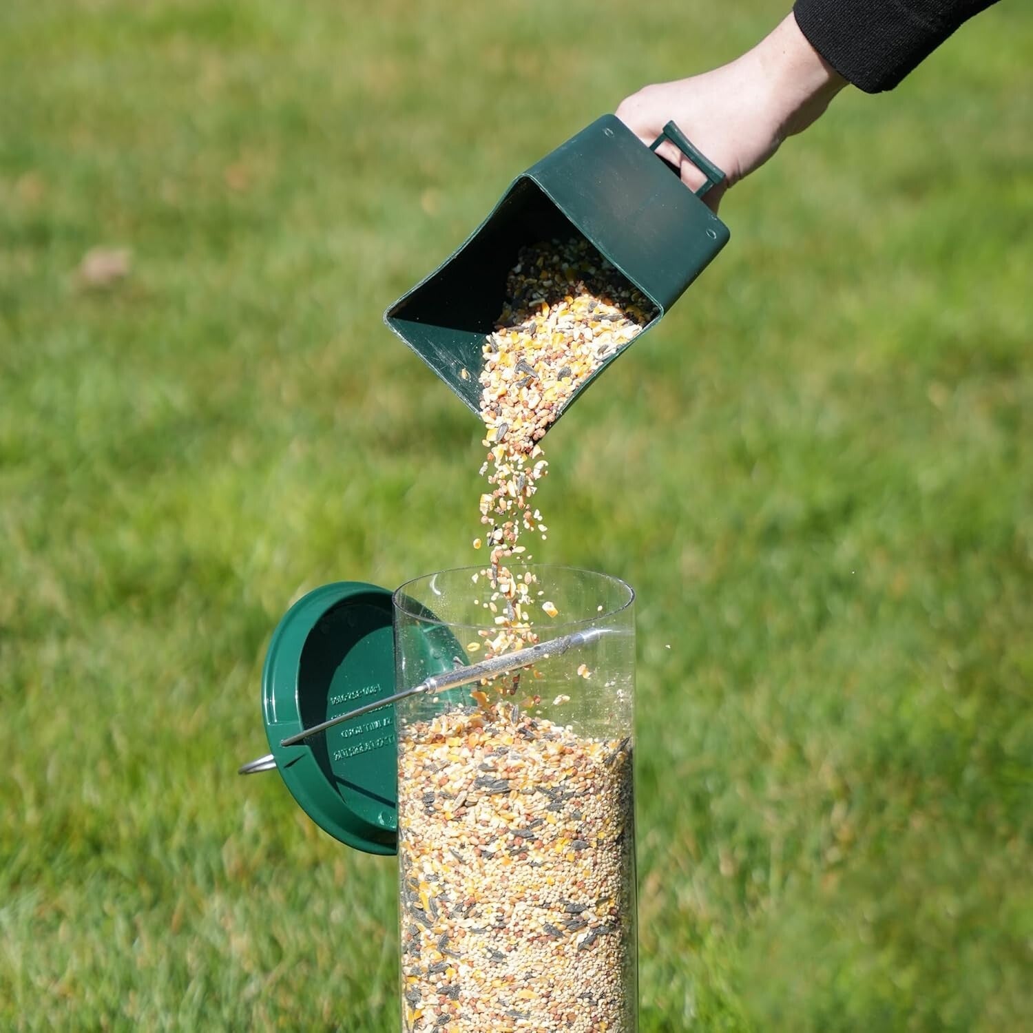 Durable 5 lbs Squirrel-Proof Bird Feeder – Includes Weight-Activated Perch