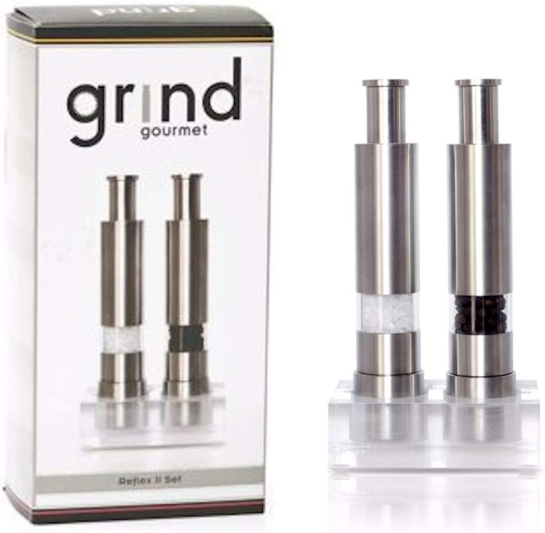 Sleek Manual Salt and Pepper Mills with Refillable Acrylic Body - Trendy Design