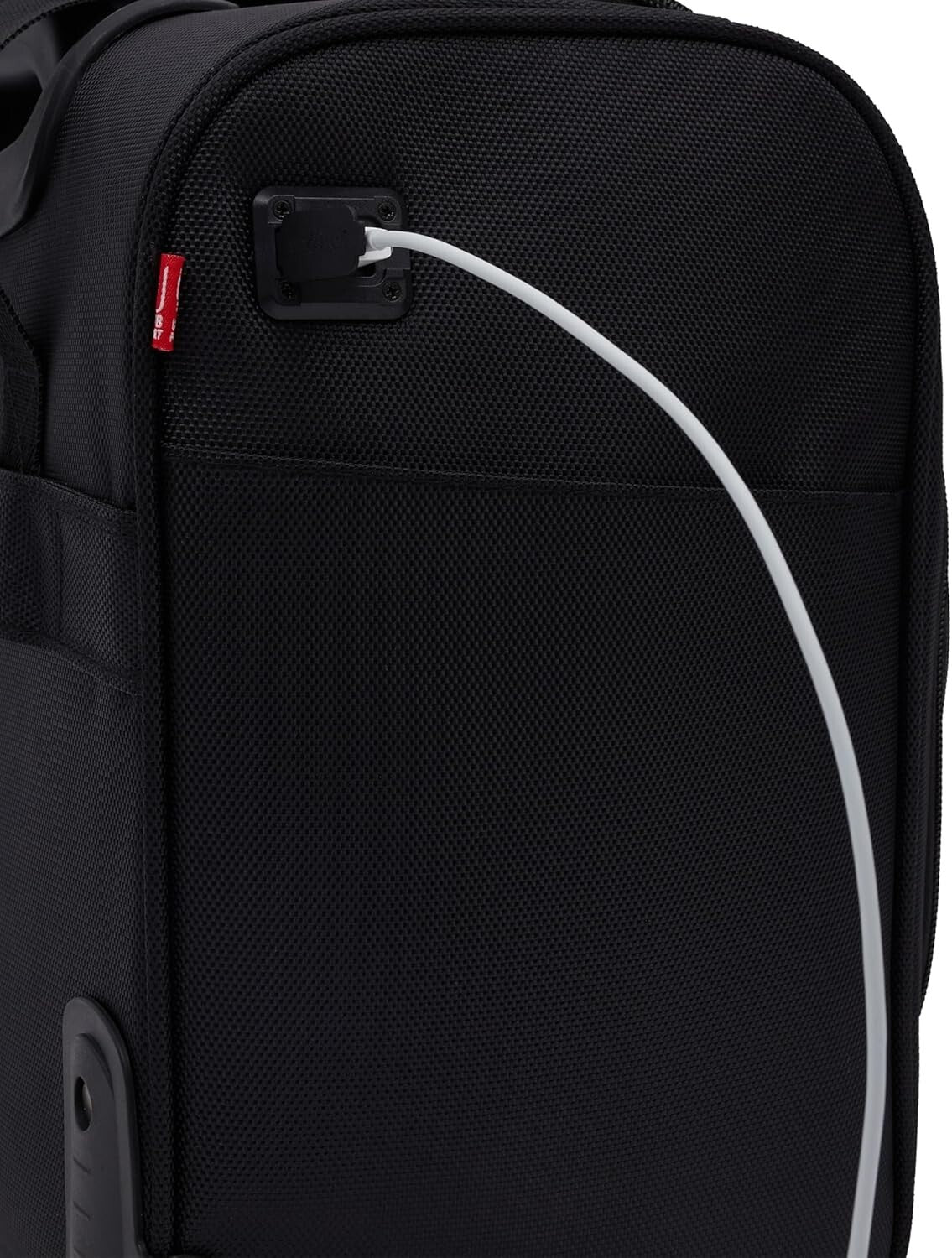Durable 15-Inch Under Seat Travel Bag with USB Charger - Versatile Black Luggage