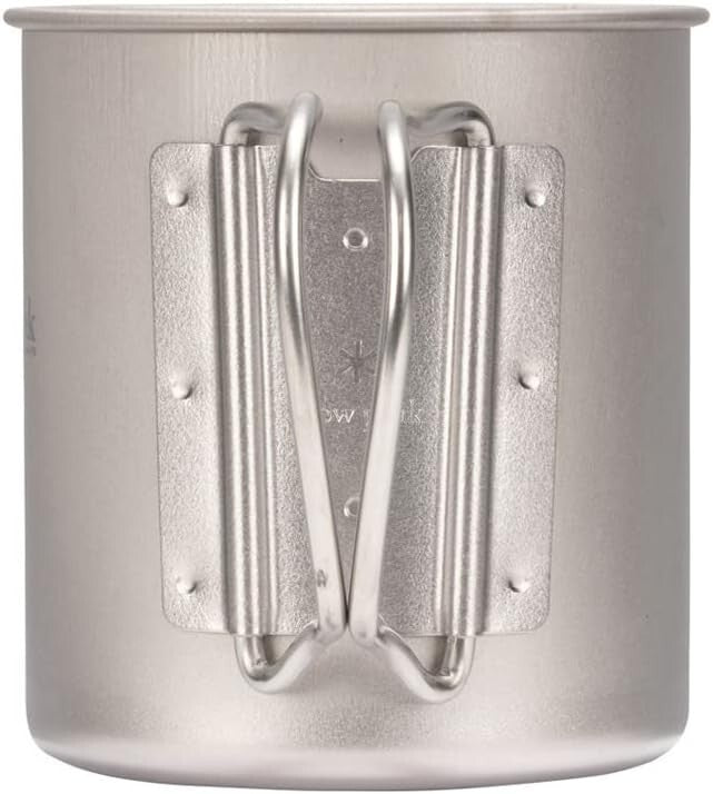 Durable Insulated Backpacking Mug - Compact Titanium Design for Outdoor Use