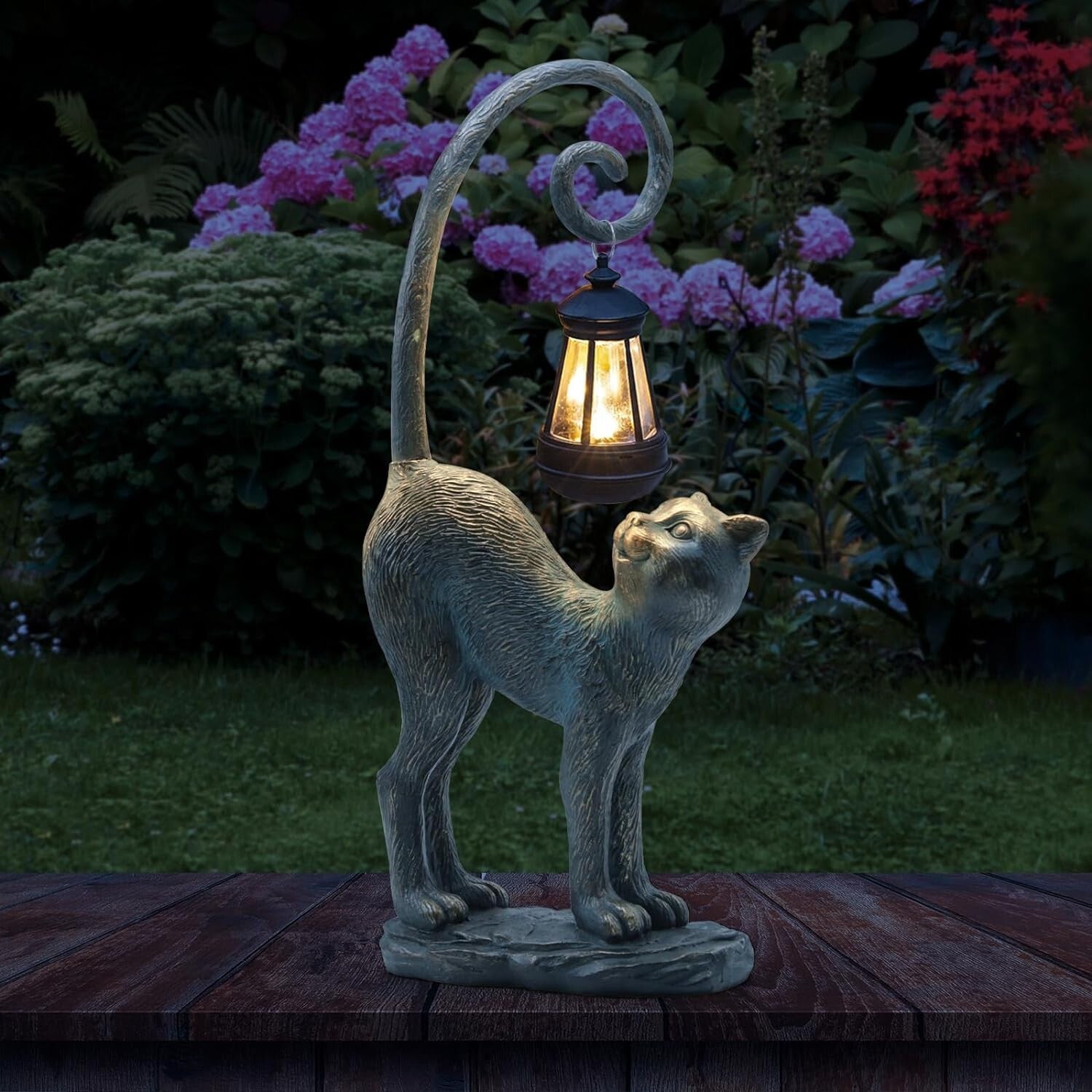 Elegant Solar-Powered Cat Statue for Garden & Patio - Resin Sculpture Decor