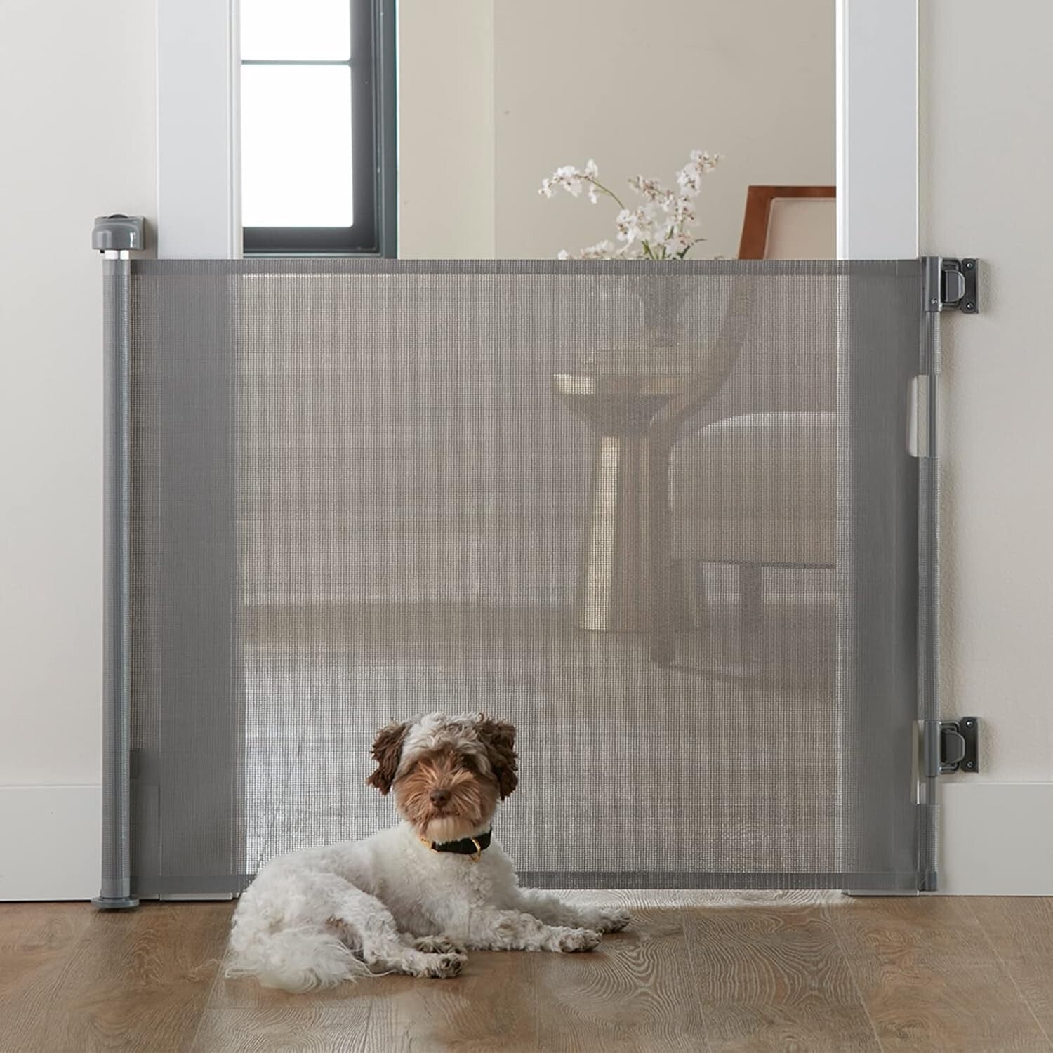 Space-Saving Retractable Mesh Gate - Ideal for Kids and Pets Indoors/Outdoors