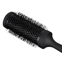 Load image into Gallery viewer, Salon-Quality Ceramic Vented Round Brush - Ideal for Efficient Hair Drying