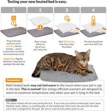 Load image into Gallery viewer, Extra-Wide Heated Outdoor Cat House with Insulated Shelter for Winter Comfort