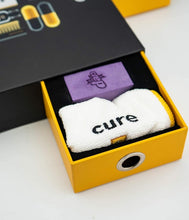 Load image into Gallery viewer, Compact Sneaker Cleaning Kit for Suede - Perfect Gift for Sneaker Enthusiasts