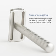 Load image into Gallery viewer, Steel Blue Eco-Conscious Double Edge Razor with 5 Blades - Mild Yet Effective
