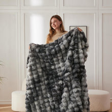 Load image into Gallery viewer, Soft Bubble-Shaped Faux Fur Throw 50x60 - Modern Elegant Blanket for All Seasons