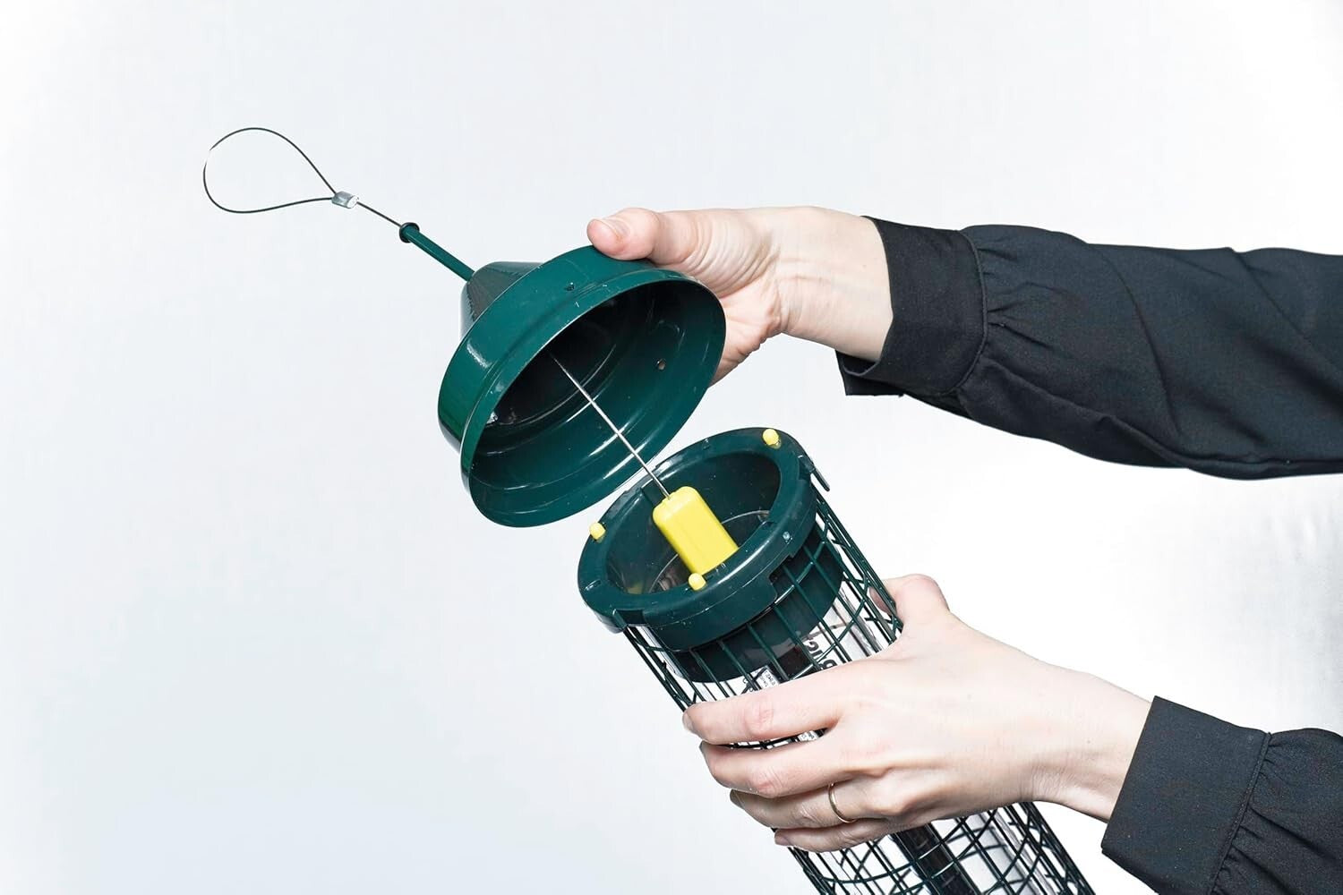 Durable Squirrel-Proof Bird Feeder: 4 Feeding Ports & 2.4 lbs for Birdwatching