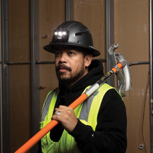 Load image into Gallery viewer, Durable PC/ABS Full Brim Hard Hat with Stylish KARBN Pattern for Professionals
