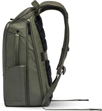 Load image into Gallery viewer, Versatile 14L Water-Resistant Expandable Laptop Backpack for Travel &amp; Business