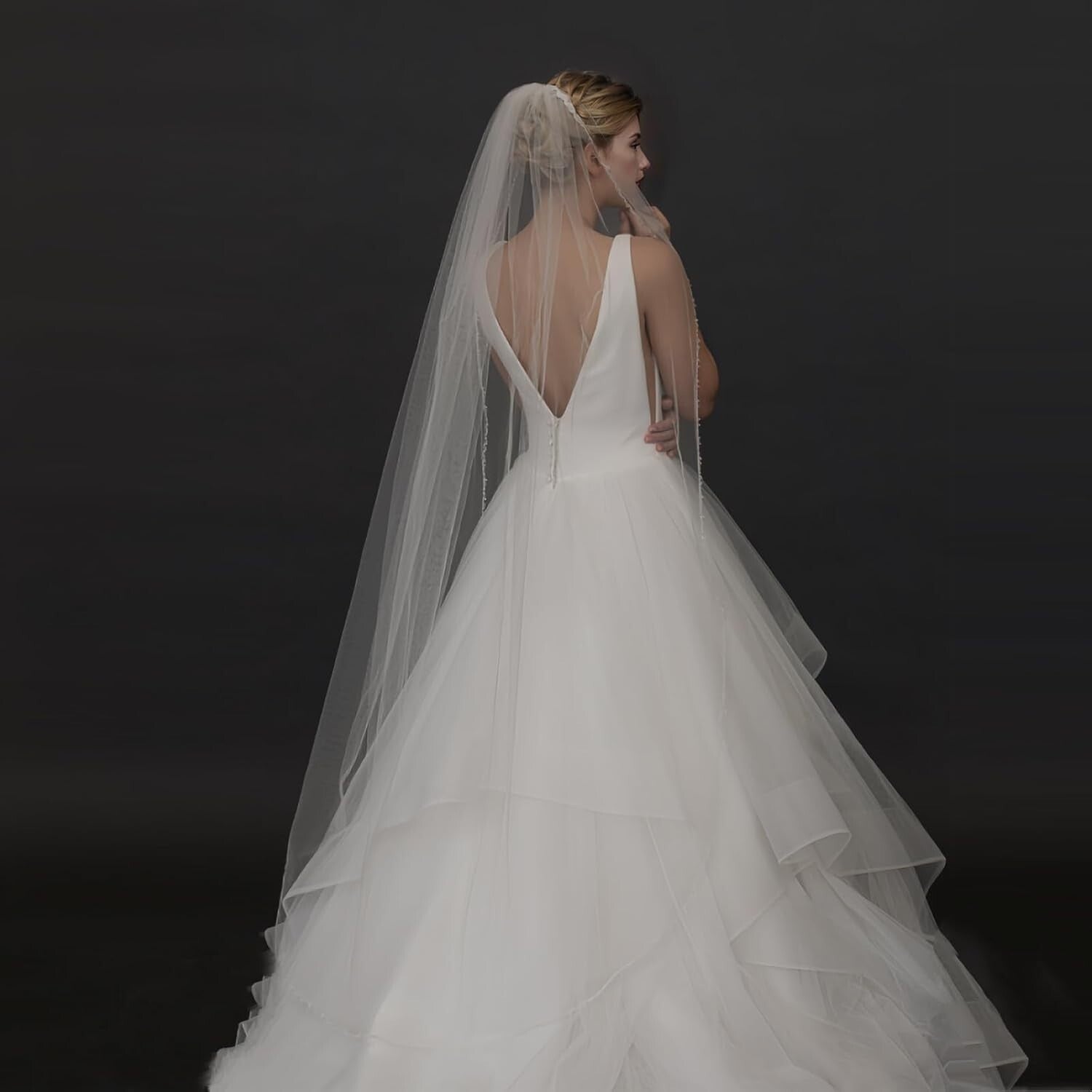 Lightweight Beaded Edge Bridal Veil - 1 Tier Fingertip Style for Elegant Brides