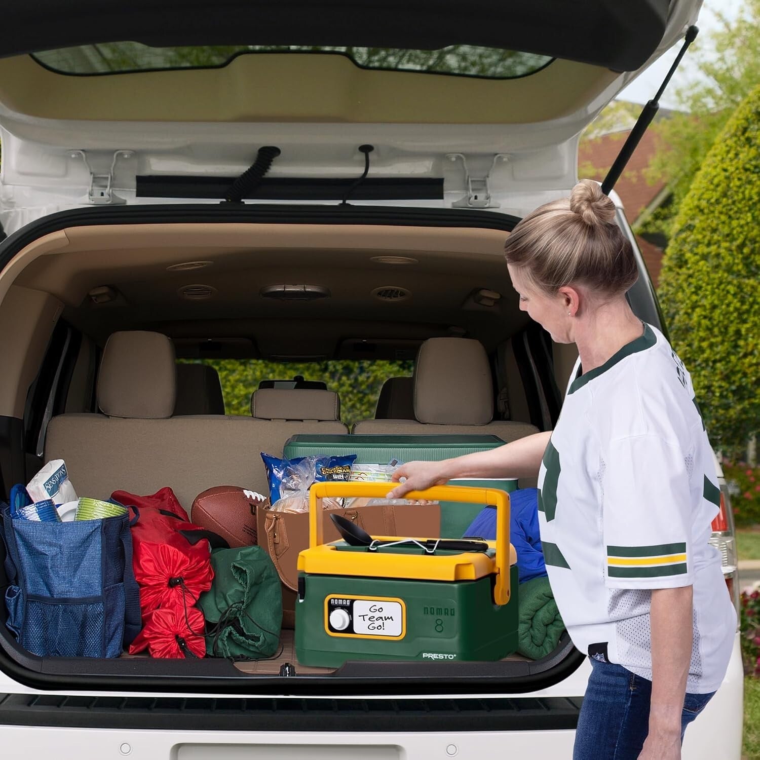Elegant 8-Quart Nomad Slow Cooker in Green/Gold - Ideal for Buffets & Gatherings