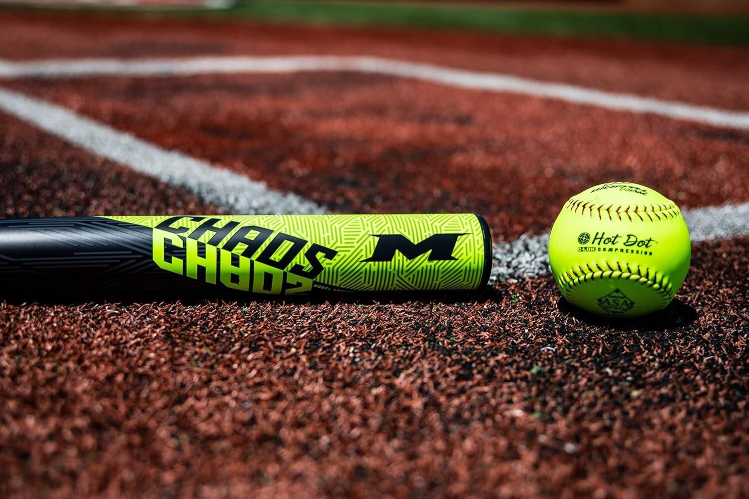 Durable Chaos 34 Inch Softball Bat | 27 Oz | Approved for All Slowpitch Leagues