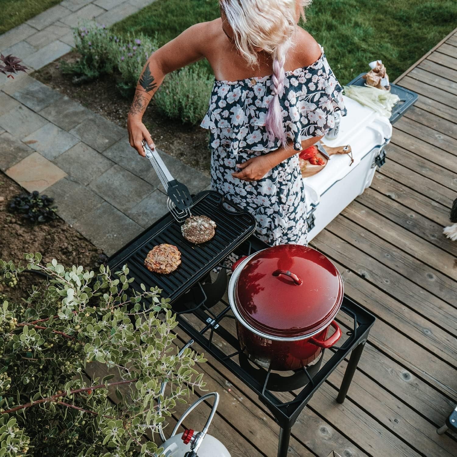 High-Pressure Propane Double Burner Camp Stove with Windscreen & Adjustable PSI