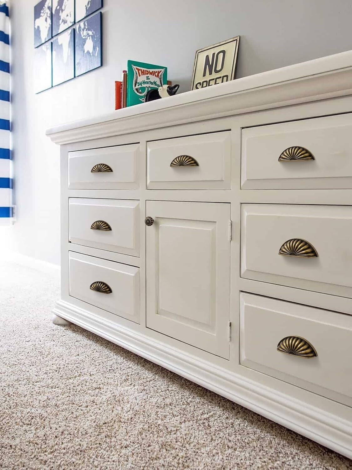 Elegant Antique Brass Cabinet Pulls - 10 Pack Flower Petal Design for All Spaces