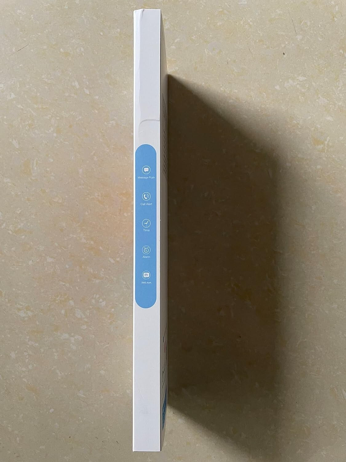 Durable Kids Smartwatch with Activity Tracking & Vibration Alarm - Green Design