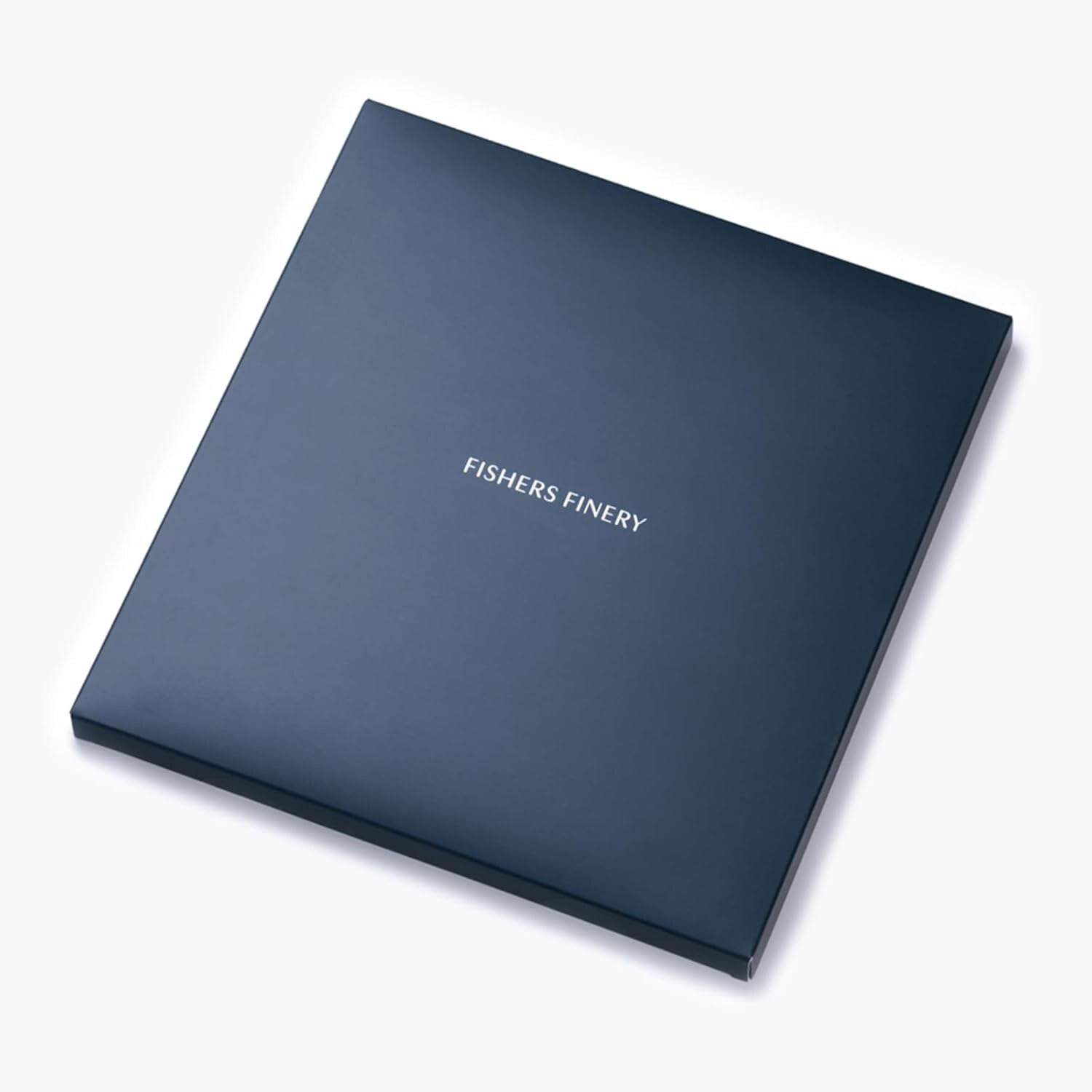 Elegant Women's Cable Knit Cashmere Hat with Cuffed Design for Cozy Winter