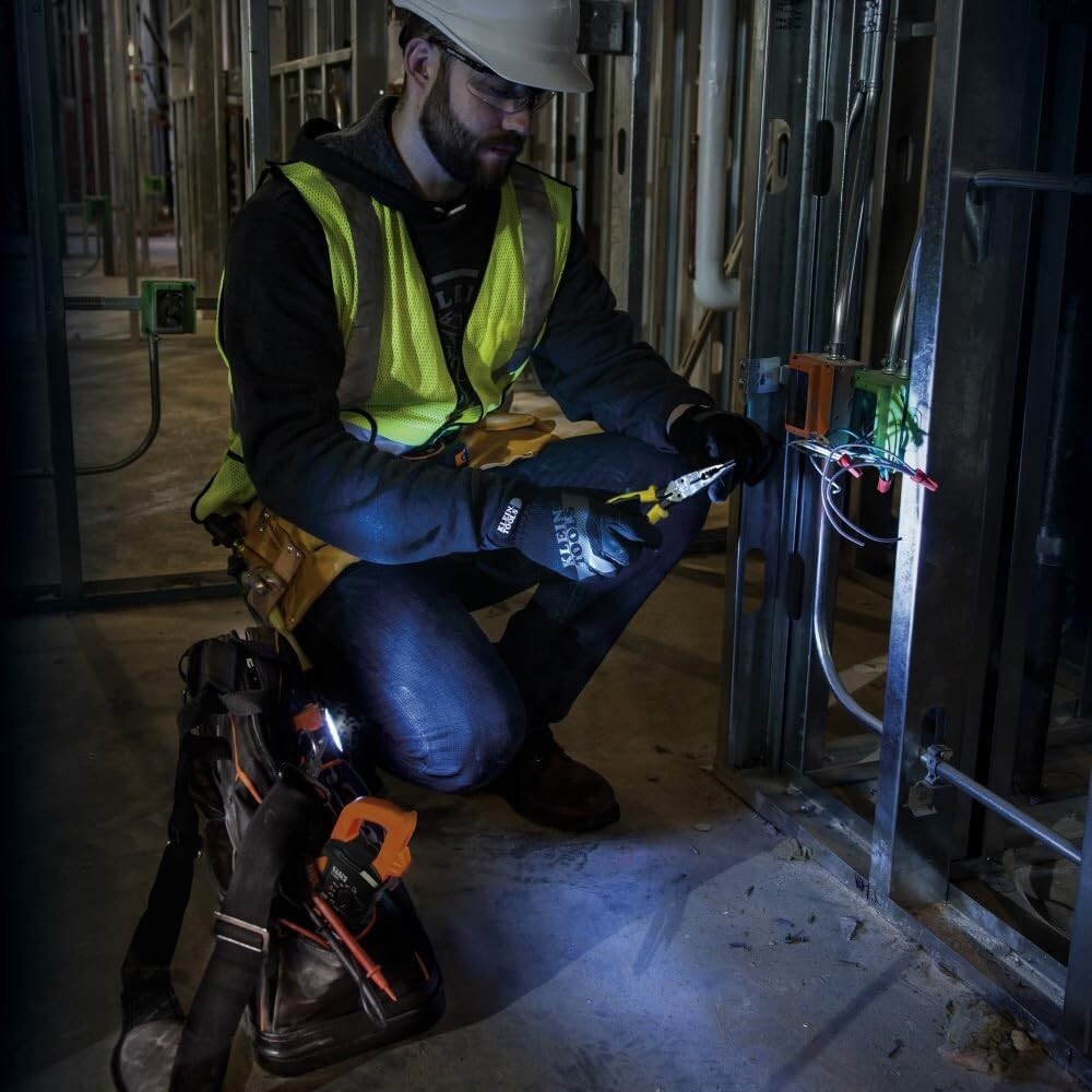 Heavy-Duty Digital Clamp Meter with Integrated Worklight & Test Leads Included