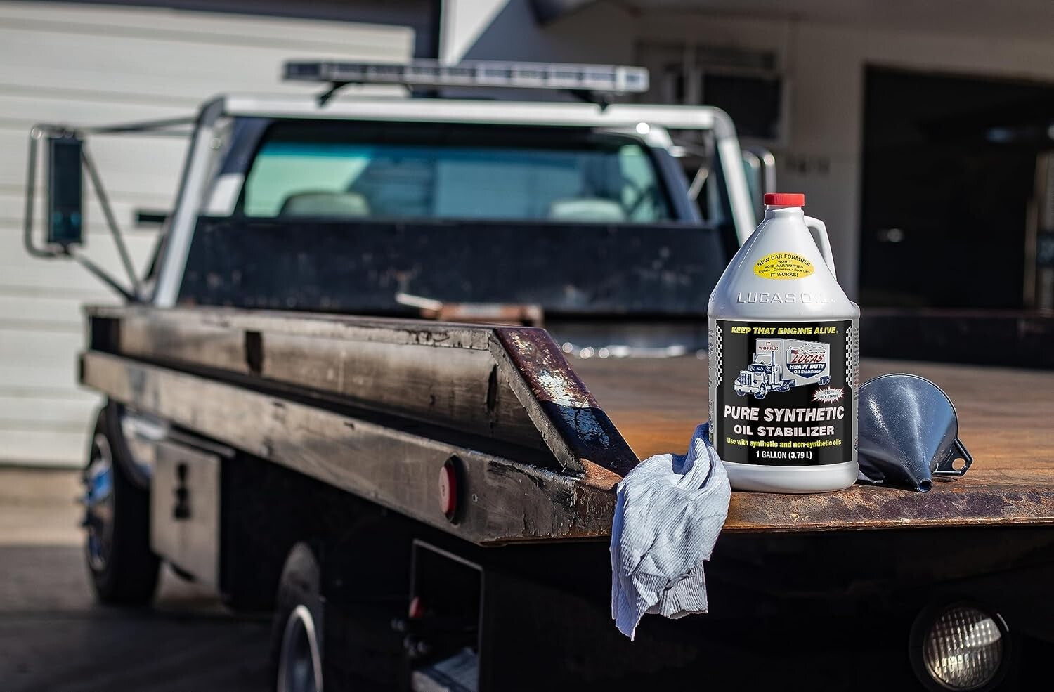 5 Quart Universal Motorcycle Oil Stabilizer - Enhances Performance & Longevity