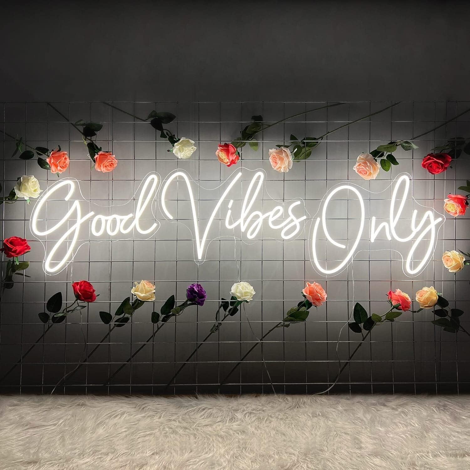 Eye-Catching 'Good Vibes Only' Neon Light - Wall Mount for Celebrations & Decor