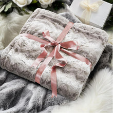 Load image into Gallery viewer, Luxurious Light Grey Poly Fur Throw Blanket, King/Cal King - All-Season Comfort