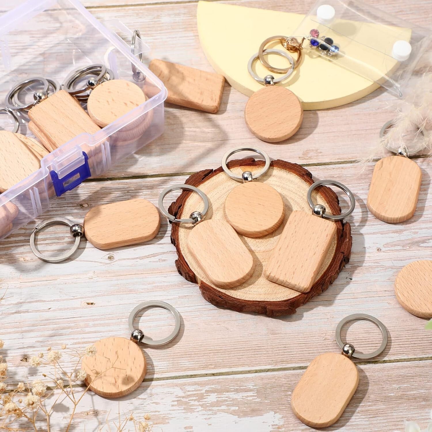 Lightweight Wooden Keychain Blanks - Perfect for Personalizing Gifts, 100 Pcs