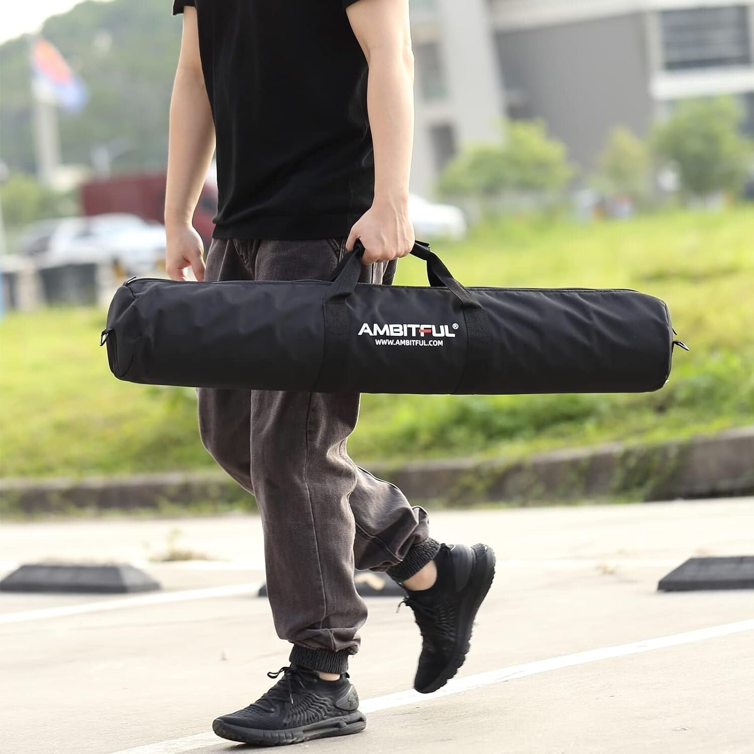Heavy-Duty Nylon Tripod Bag with Quick-Release Buckle for Secure Carrying