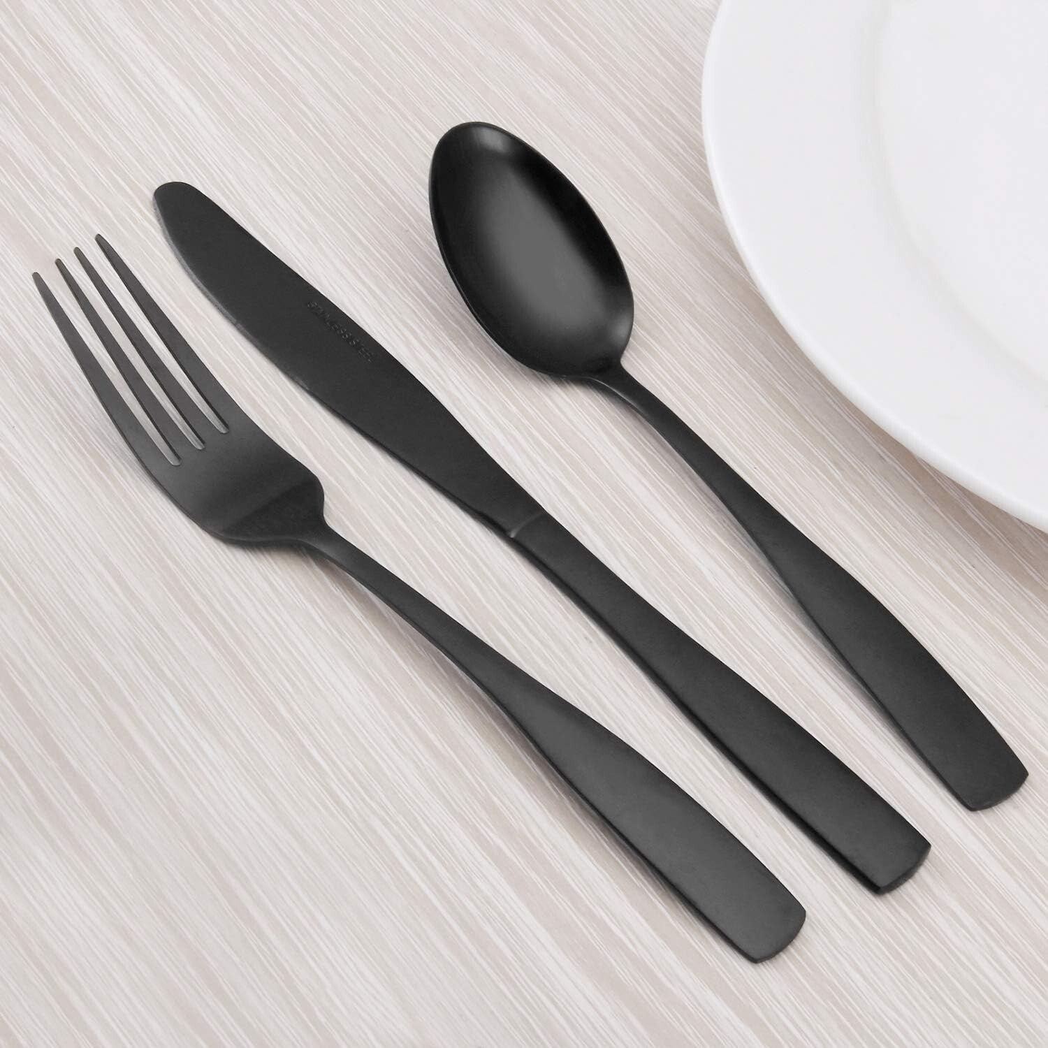 Elegant Satin Finish 40-Piece Cutlery Set - Dishwasher Safe for Modern Homes