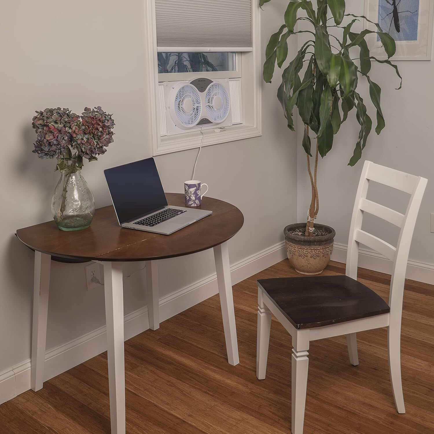 Elegant 9-Inch Window Fan with Auto-Locking Expanders and Remote Convenience