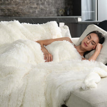 Load image into Gallery viewer, Luxurious Cream Faux Fur Throw - Reversible 60x80 Blanket for Year-Round Comfort