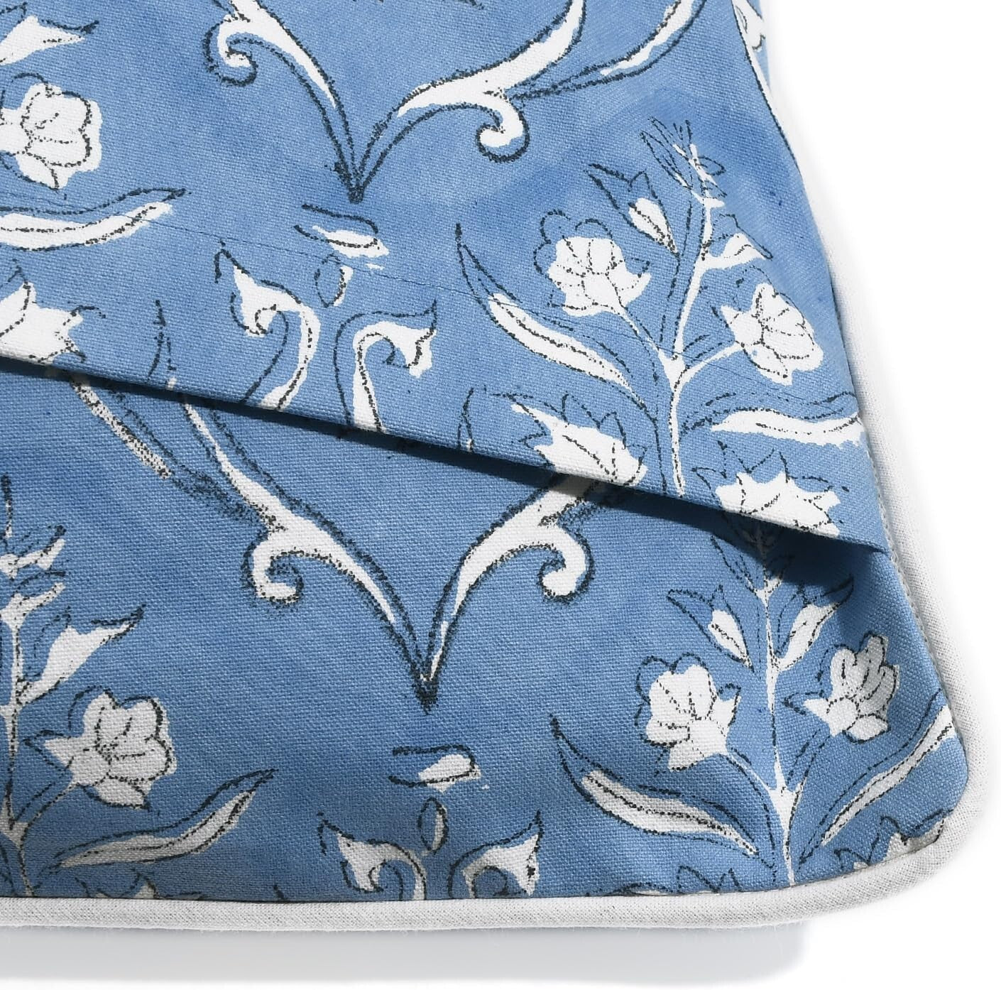 Set of 2 Baby Blue Floral Cotton Throw Pillow Covers for Indoor/Outdoor Elegance