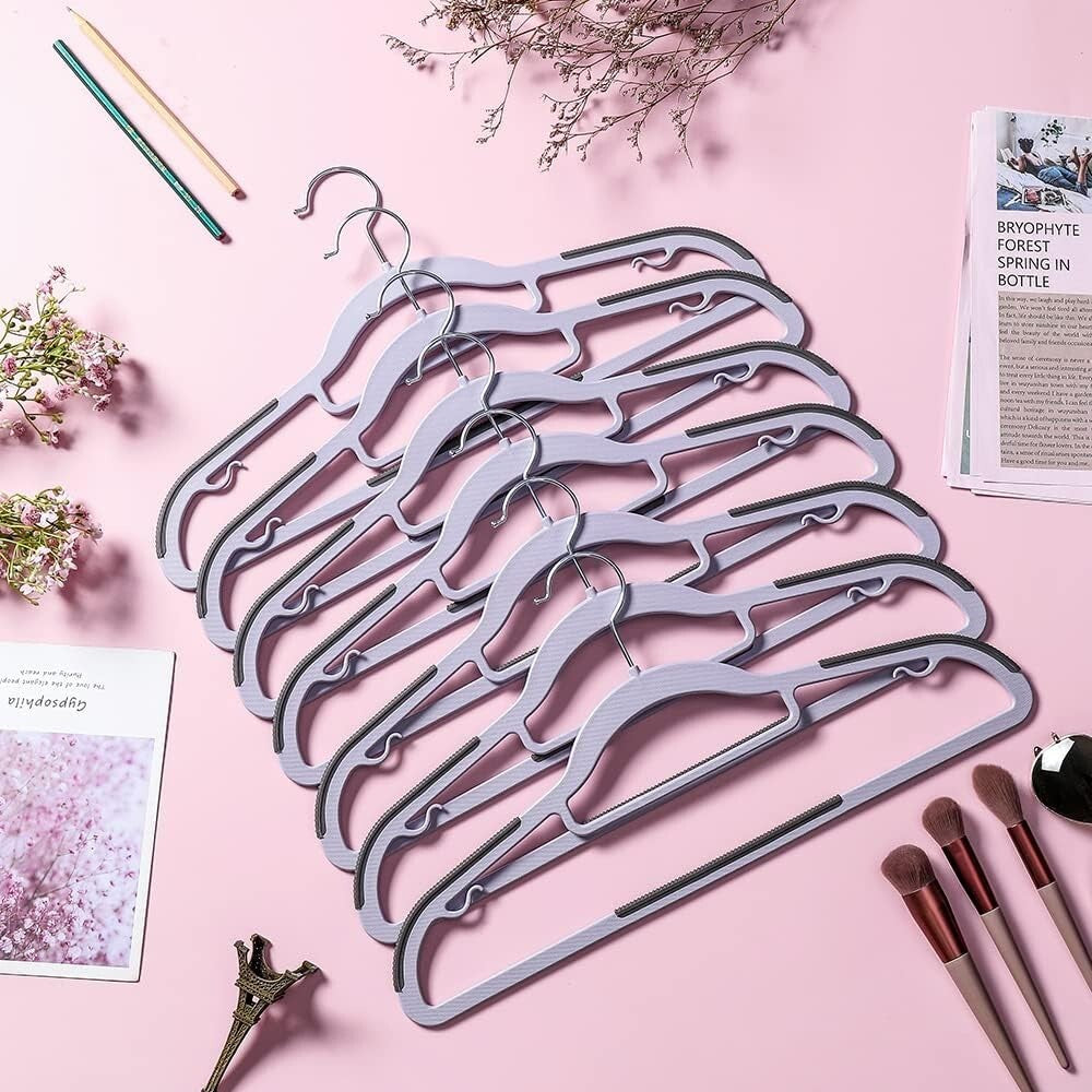 50 Non-Slip Heavy Duty Clothes Hangers - Perfect for Ties, Blouses & More