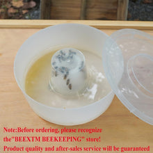 Load image into Gallery viewer, Durable Hive Top Bee Feeders - Essential Beekeeping Equipment for Small Breeds