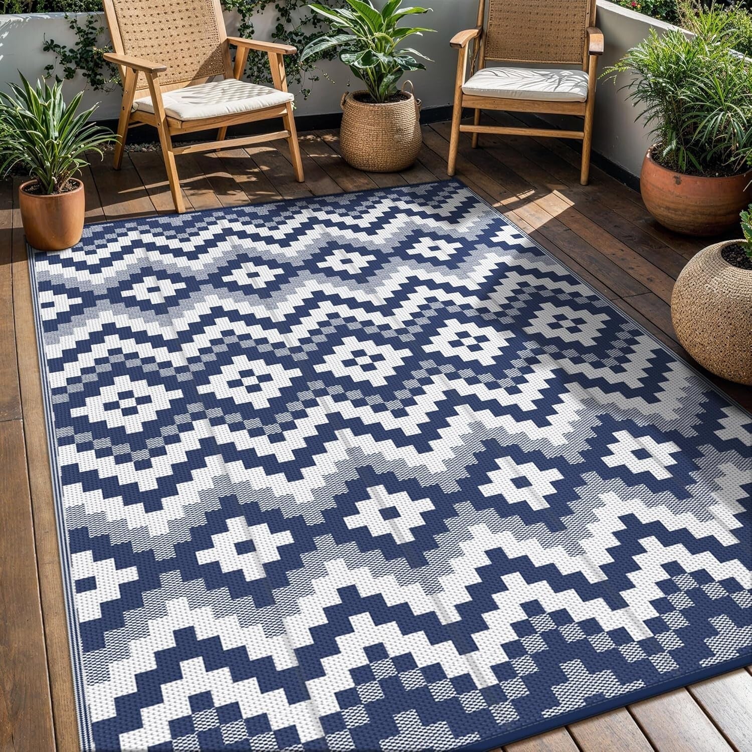 Elegant 5'x8' Waterproof Outdoor Area Rug - Perfect for Patios and Balconies