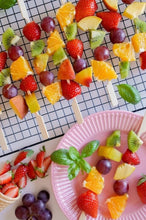 Load image into Gallery viewer, 1000 Pack Eco-Friendly 6 Inch Bamboo Skewers for Elegant Cocktails &amp; Appetizers