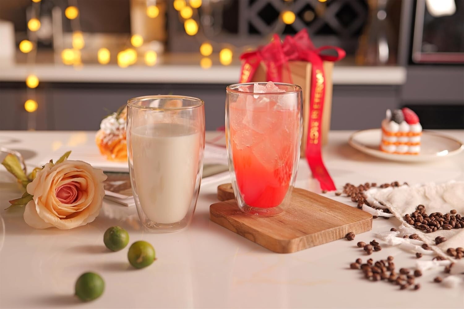 Set of 4 Double Wall Borosilicate Glass Coffee Mugs - Elegant Insulated Design