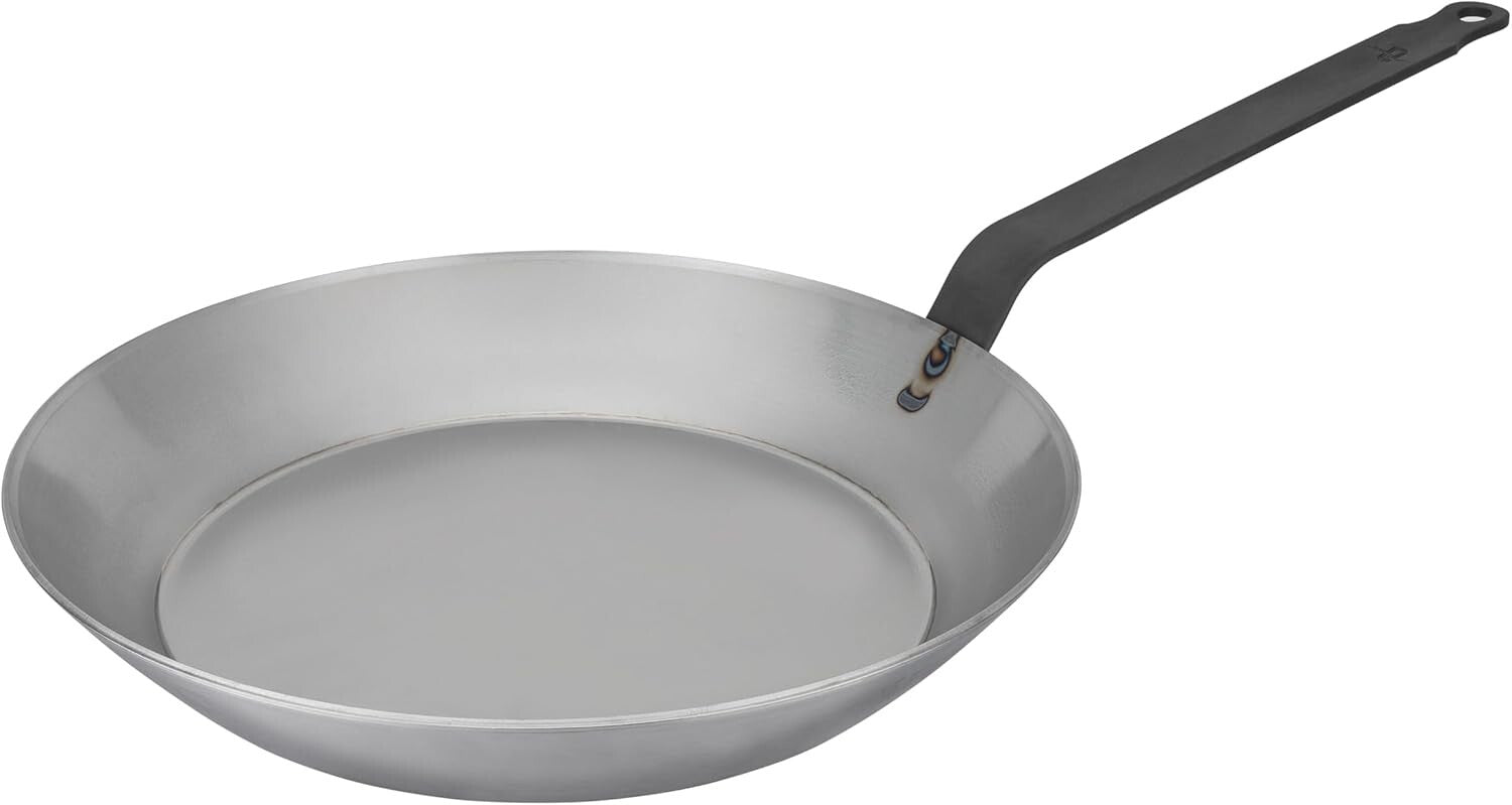 Durable 8.75" Carbon Steel Frying Pan - Perfect for Searing & Sautéing