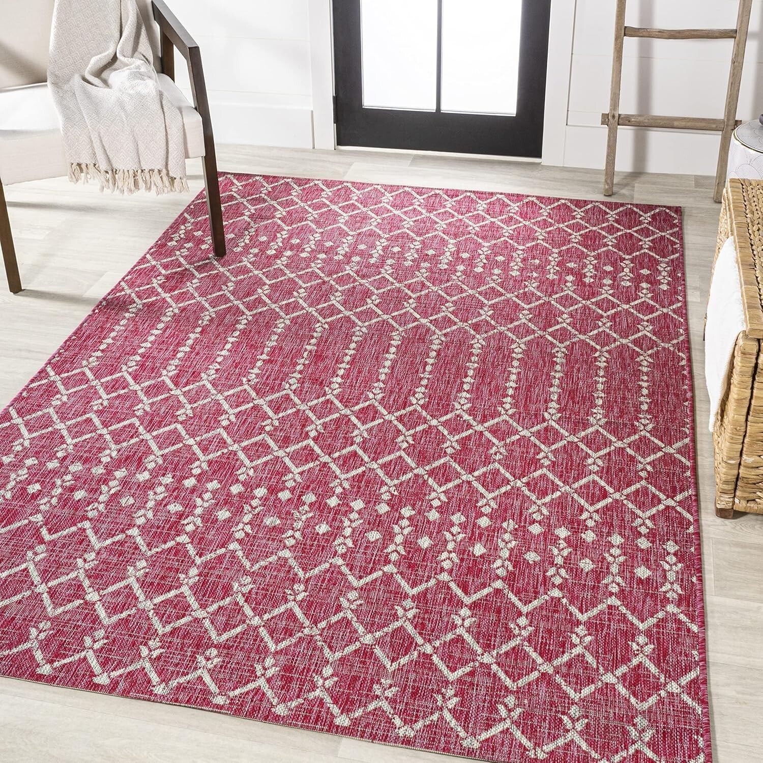 Stylish Fuchsia/Gray Outdoor Rug – 4x6 Low Pile, Stain Resistant & Pet Friendly