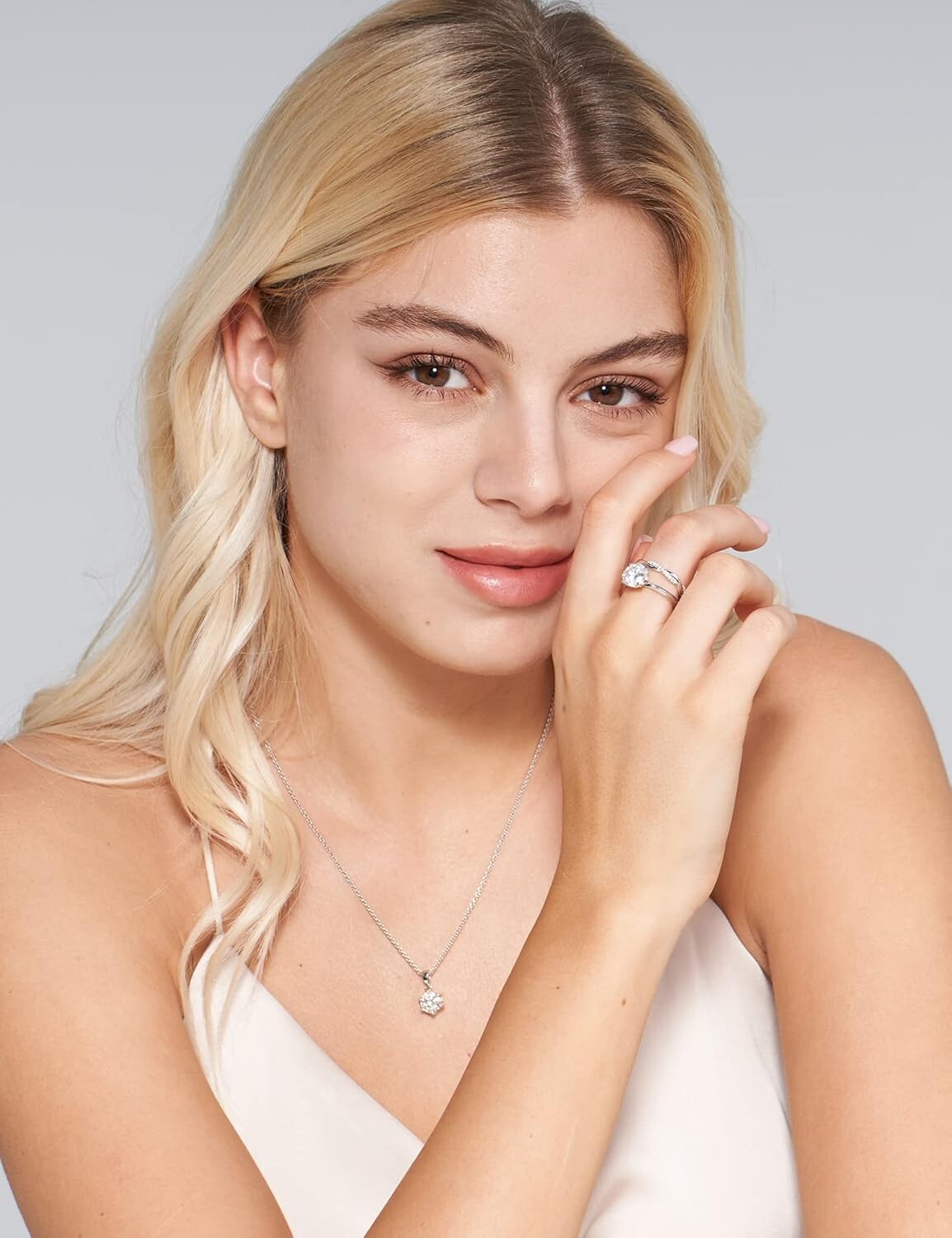 1CT D Color Moissanite Solitaire Ring - Elegant 18K White Gold Plated Design