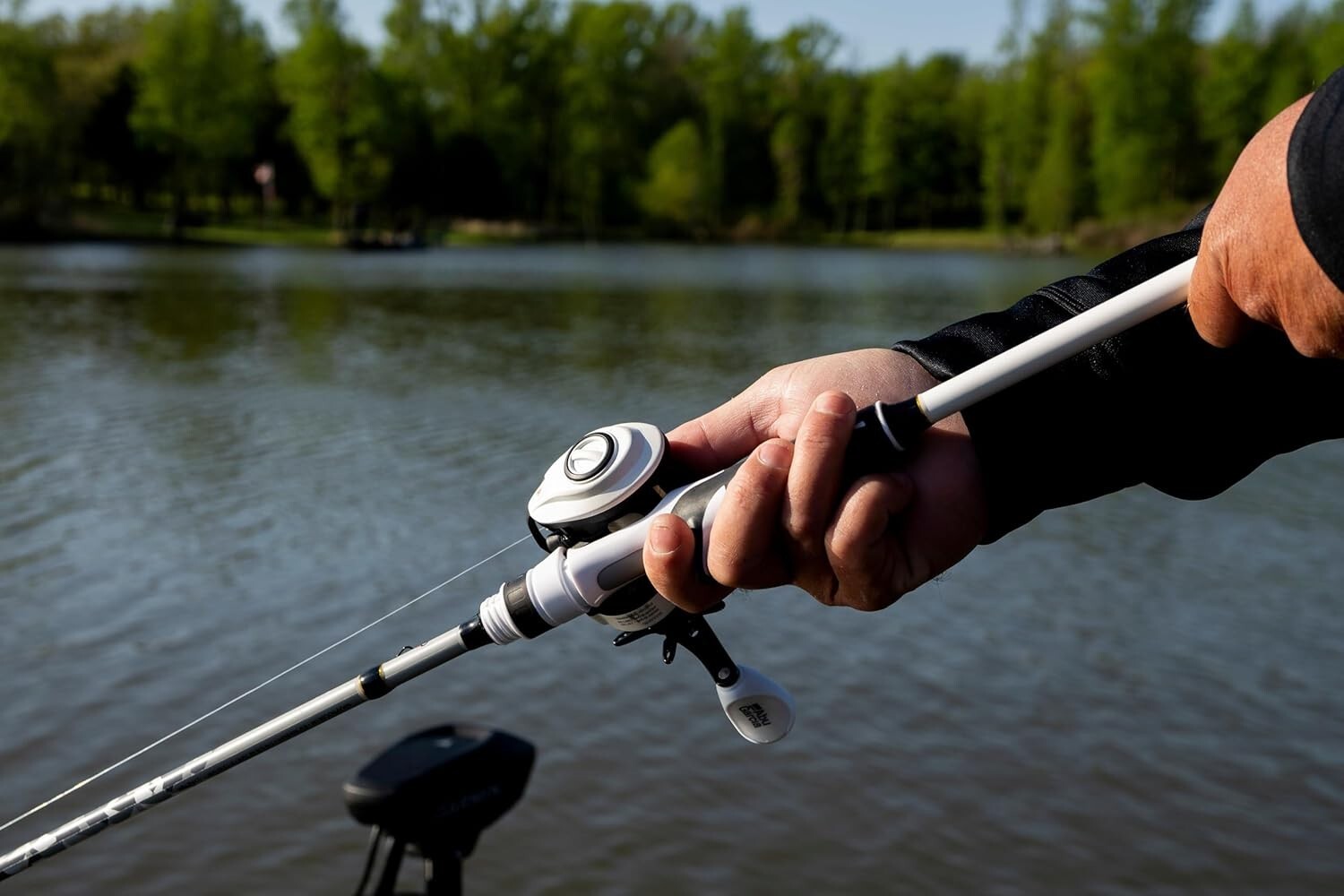 Max Pro Low Profile Baitcast Fishing Reel - Lightweight & High Recovery