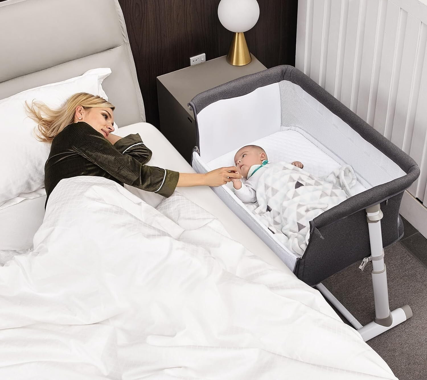 Portable Baby Bassinet with Machine Washable Cover - Easy Night Care Solution