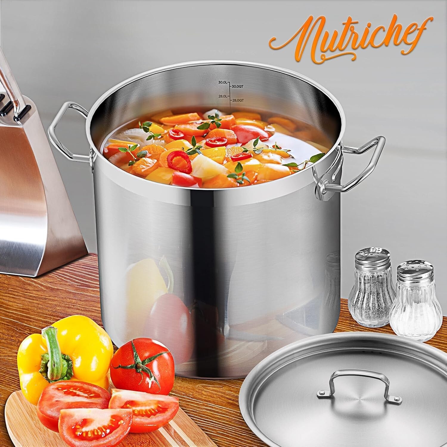 Durable 30 Quart Heavy Duty Stockpot - Perfect for Large Family Gatherings