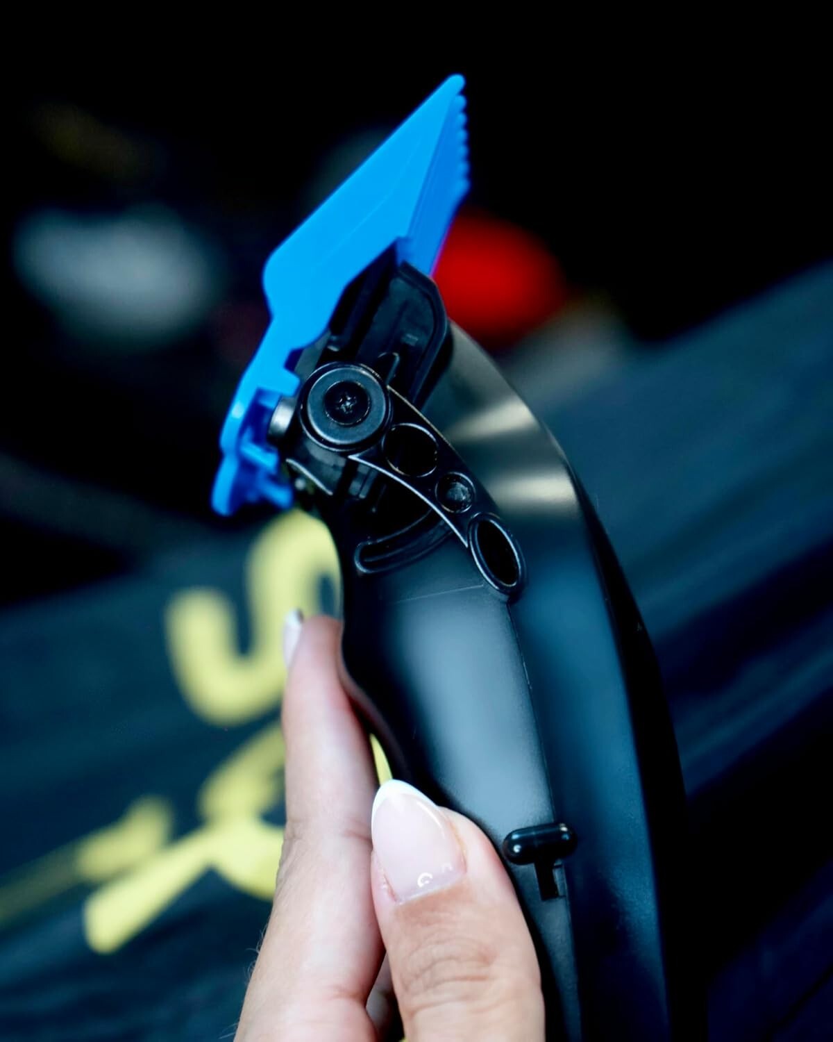 Cordless Clipping & Trimming Kit with Long-lasting DLC Blades - Black Elegance