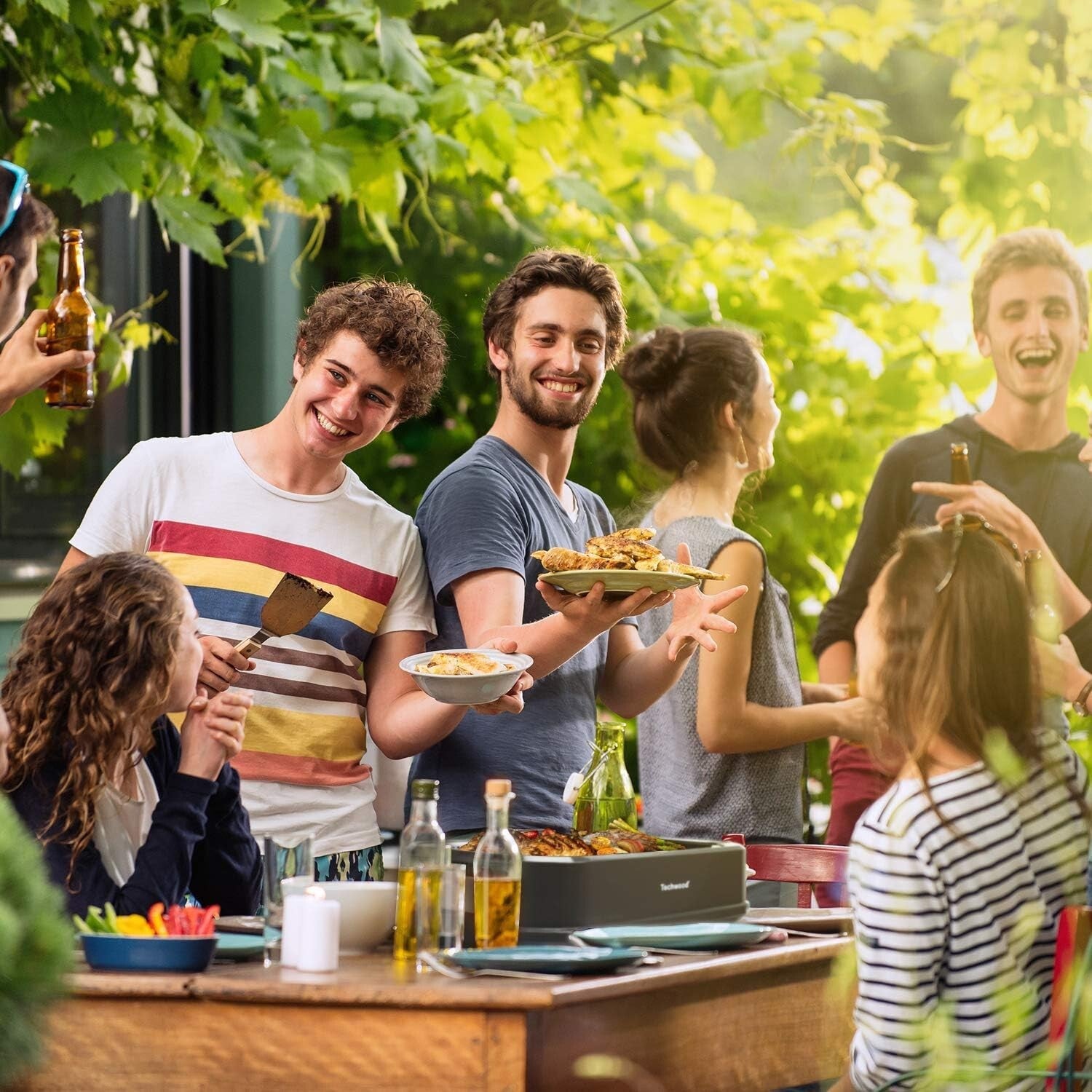 Large Surface Smokeless Grill with Tempered Glass Lid – Cook Delicious Meals