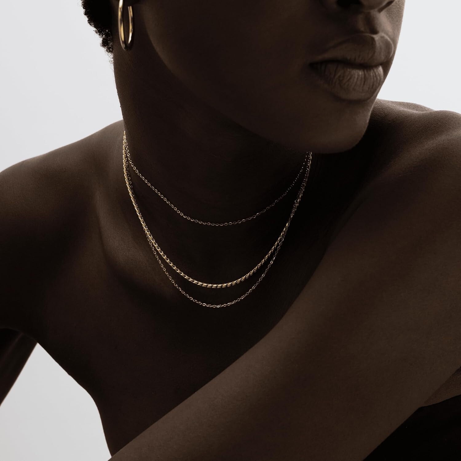 Minimalist Gold Necklace for Women - Waterproof & Long-lasting Jewelry Piece