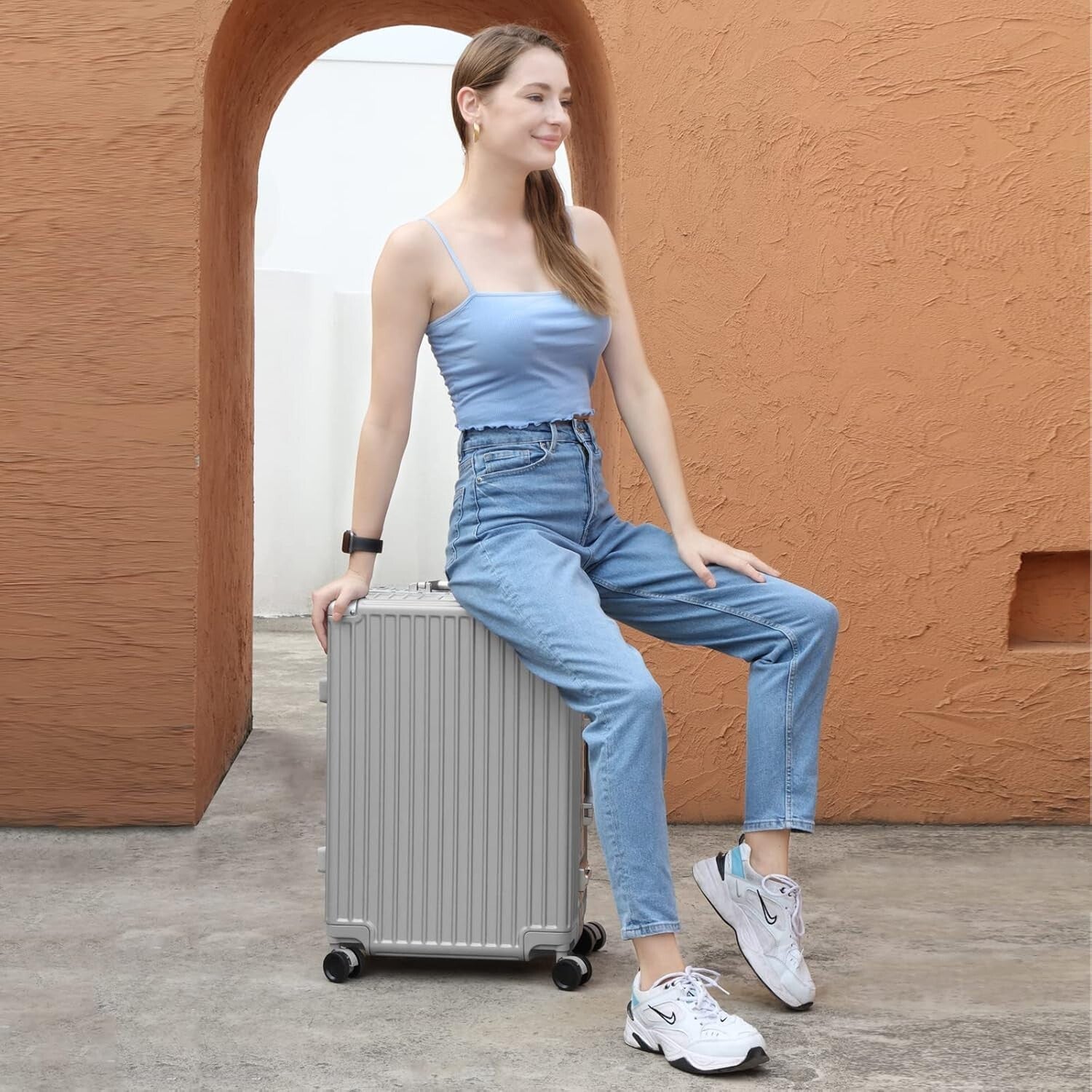Fashionable Silver 24-In Aluminium Frame Suitcase with TSA Lock & Spinner Wheels