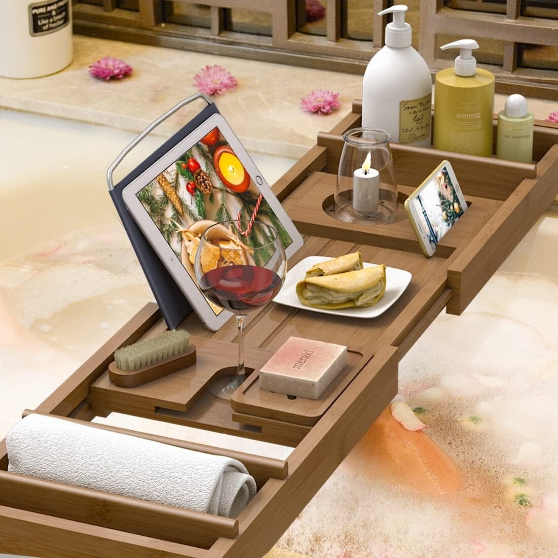 Elegant Adjustable Bamboo Bathtub Tray - Perfect for Spa and Relaxation