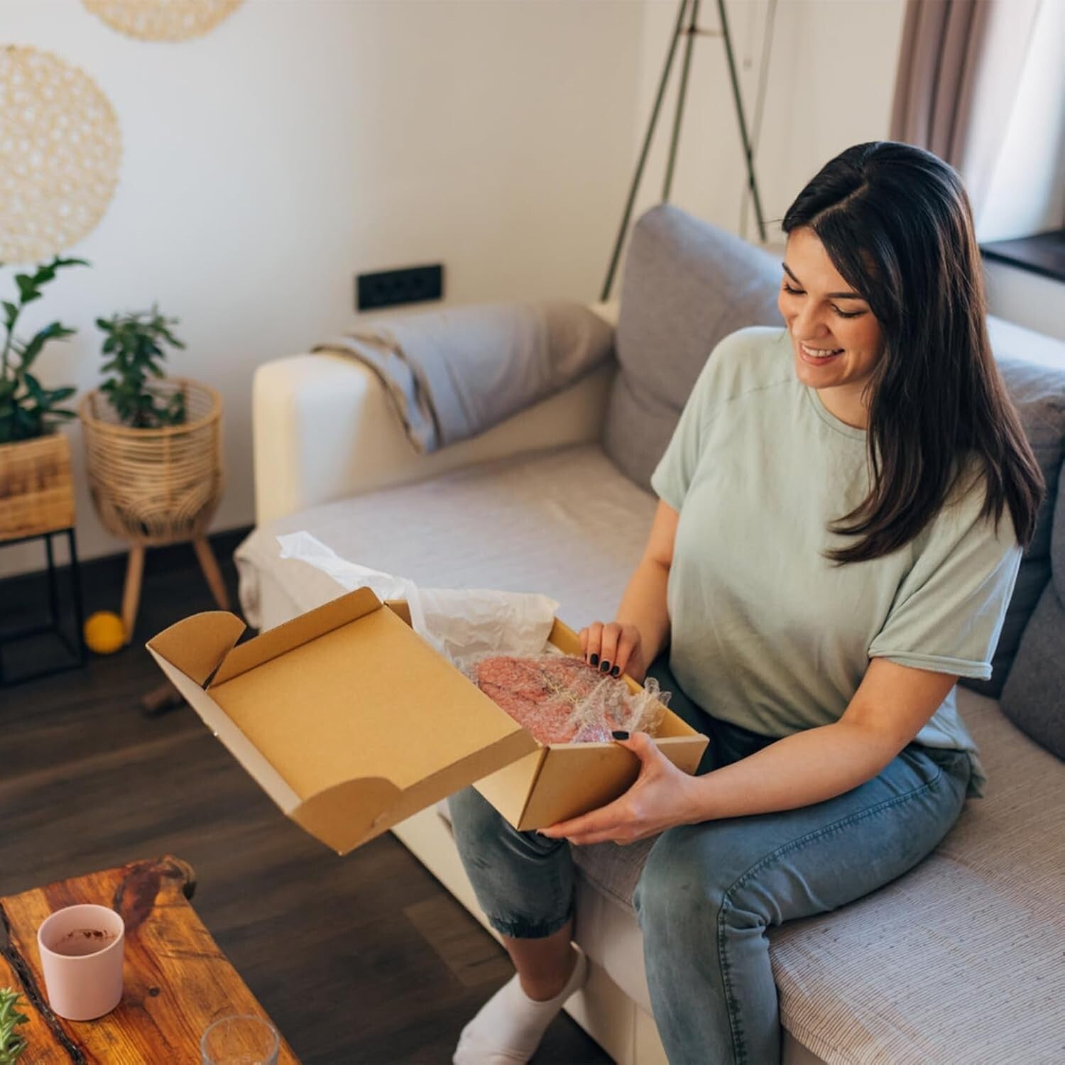 Bulk 25 Pack Tuck Top Shipping Boxes 13x10x3 - Ideal for Small Business Use