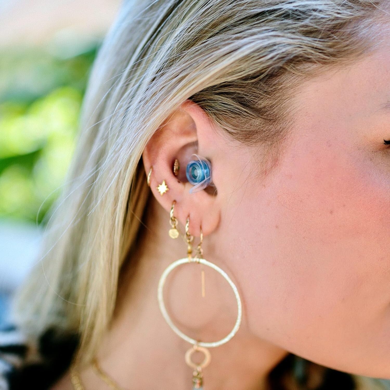 Compact Noise Reduction Earplugs in Metal Case - Ideal for Musicians & Events