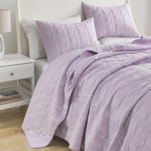 Load image into Gallery viewer, Luxurious 100% Cotton King Size Quilt Set in Lavender - 3-Piece Geometric Design